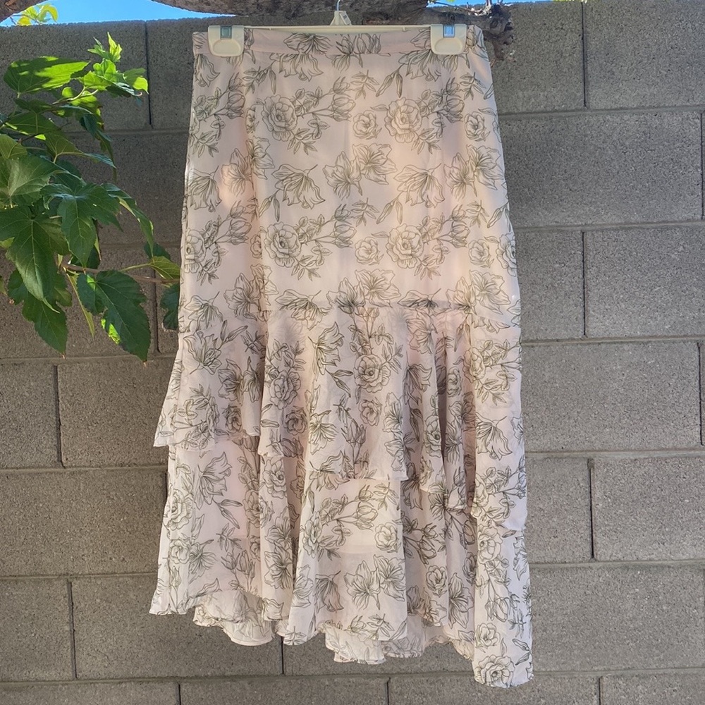 Beautiful tiered skirt!